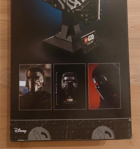 LEGO Star Wars 75415 Kylo Ren Helmet 529 pcs Building Kit - Picture 4 of 6