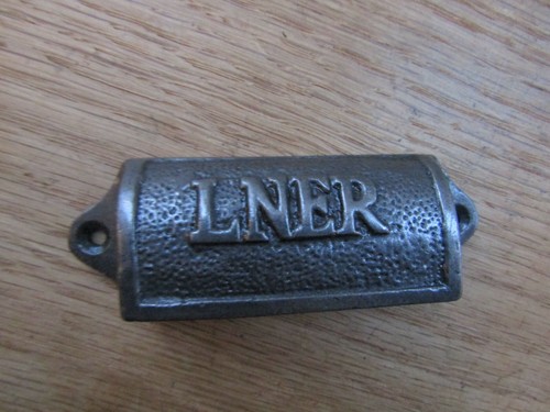 CAST IRON furniture cabinet cupboard Cup pull handles old rustic vintage retro - Picture 6 of 13