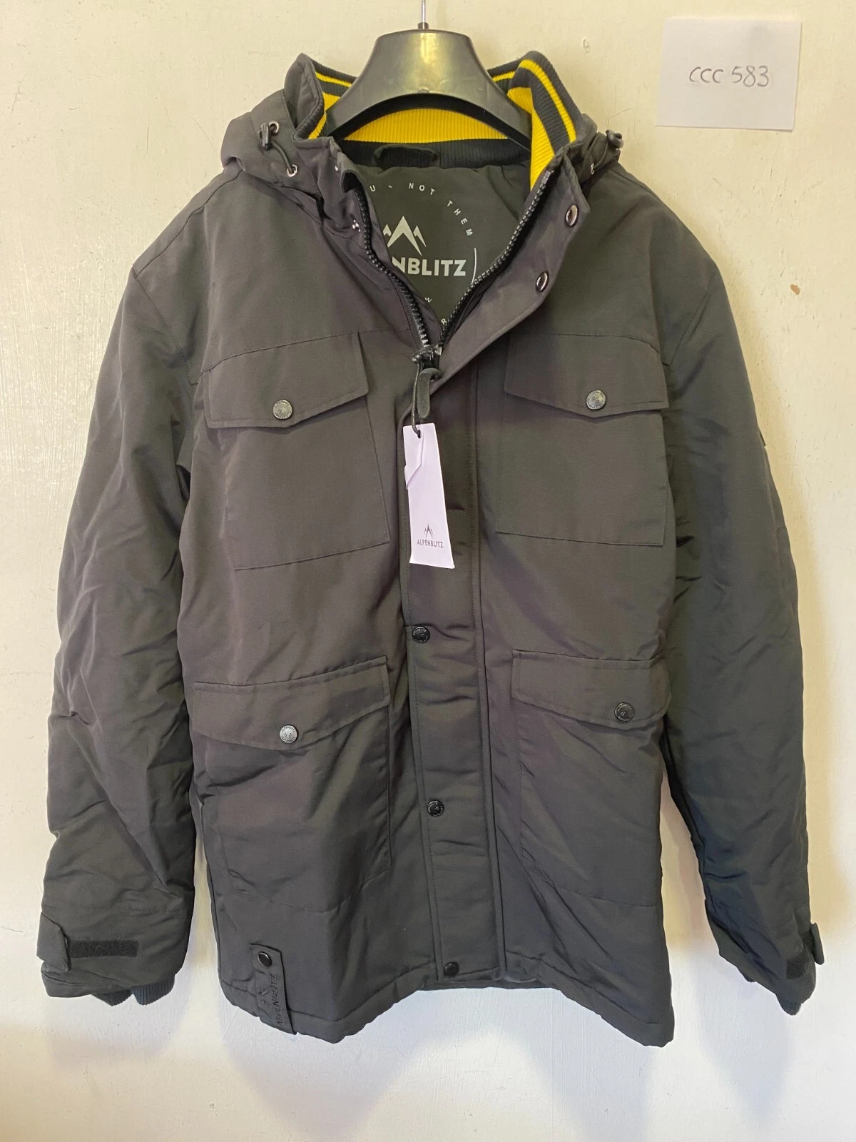 ALPENBLITZ Black Winter Coat with Detachable Hood Size Small (ccc583)
