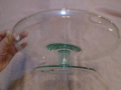 Green Pedestal Glass Cake Stand NWT - Picture 4 of 4