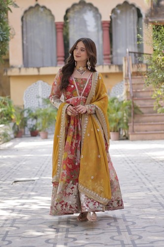 Designer Anarkali Gown Indian Wedding Dress Russian silk Gown Pakistani Gown - Picture 10 of 26