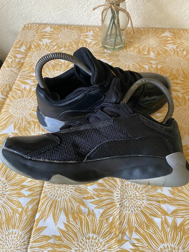 Nike AIR JORDAN 11 CMFT LOW CZ0907-007 Black UK 3.5 EU 36 - Picture 3 of 9