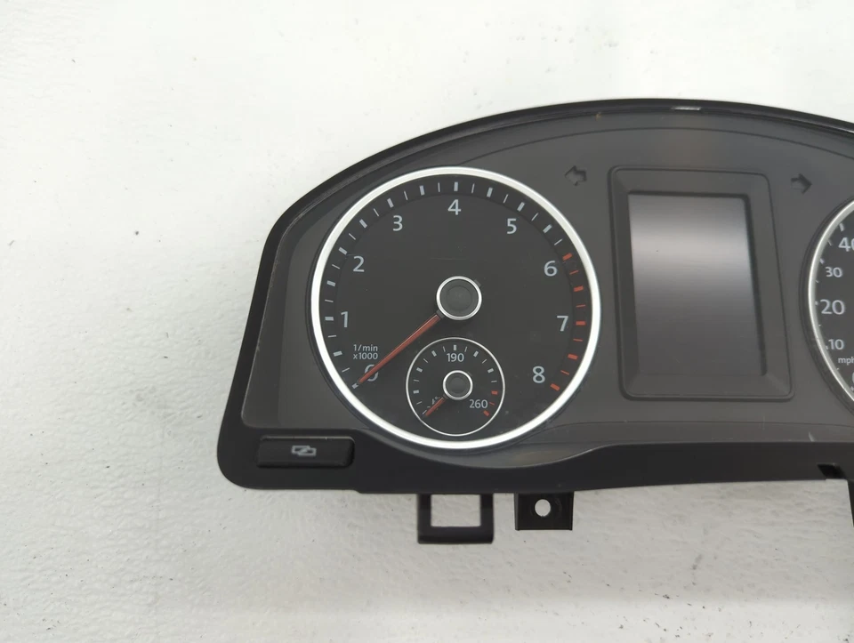2011-2011 Volkswagen Tiguan Speedometer Instrument Cluster Gauges EO3EO - Image 3 of 4