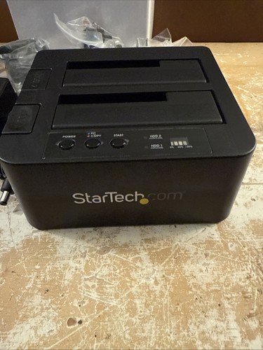 StarTech.com Standalone Hard Drive Duplicator, External Dual Bay HDD/SSD 10 Gbps - Picture 6 of 11