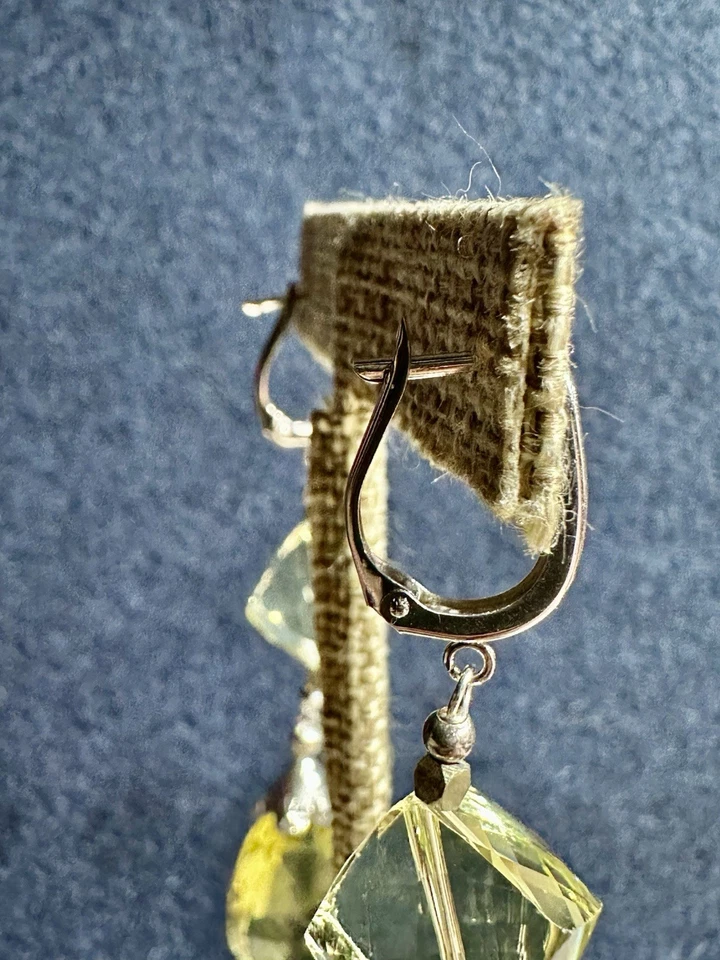 Lote #760 de brincos pendurados de 3 pol. ouro/prata 14K com alavanca de quartzo limão facetada - Imagem 3 de 4