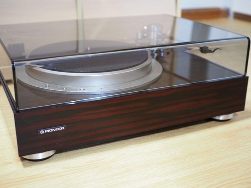 PIONEER PL-70 Vintage Audiophile Direct Drive Turntable Quartz-Locked AC100V - Picture 1 of 19