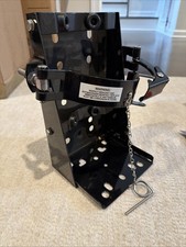 Metal Bracket for 5 lb Dry Chemical Fire Extinguisher with Quick Access Straps