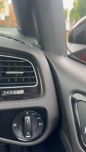 Golf R - Video 1 of 1