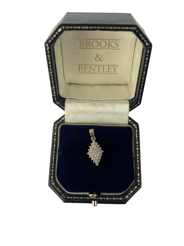 Diamond Cluster Pendant in 9ct Gold Diamond Shape Cluster Diamond Gold Pendant - Picture 7 of 16