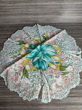 Vtg 1950s Delicate Round Ladies Floral Flower Print Handkerchief Scalloped Edges