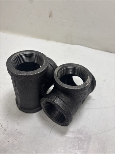 Confezione da 2 T-shirt in ferro nero malleabile 1-1/2” X 1-1/2” X 1-1/2” - Foto 2 di 4