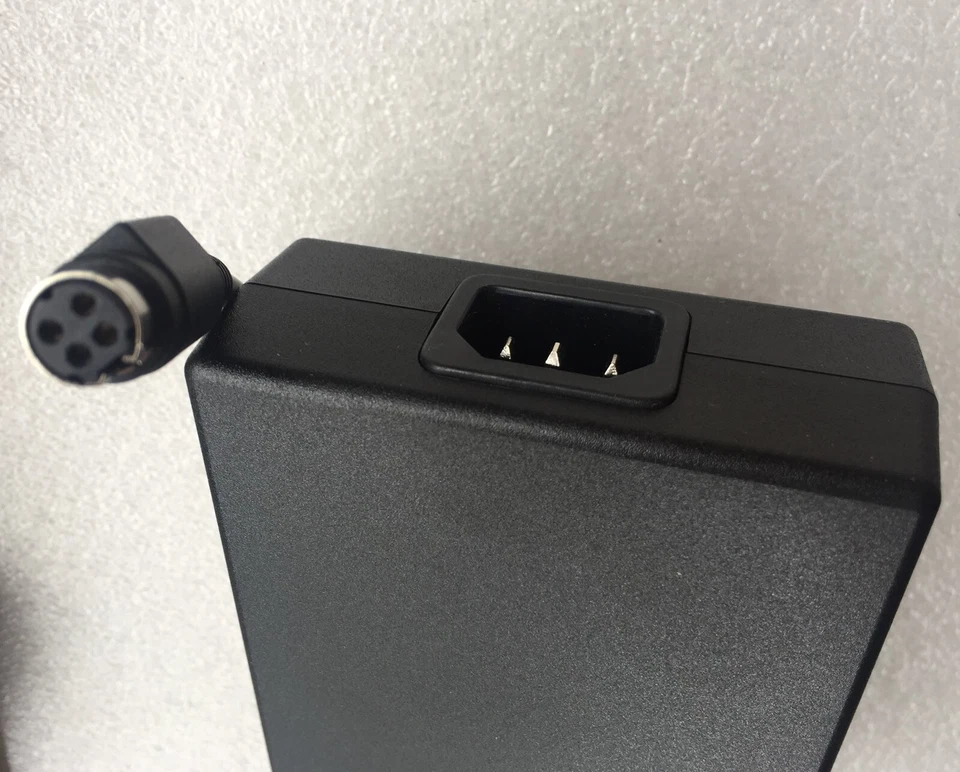 New Original Clevo 6-51-X8102-010 230W 19.5V AC/DC Adapter&Cord for Clevo Laptop - Image 2 of 3