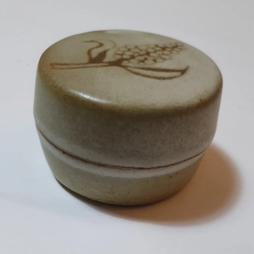 Lidded POT Jar, Ceramic Stoneware Pill Pot, Green Brown, 3.5cm x 4cm - Picture 4 of 4