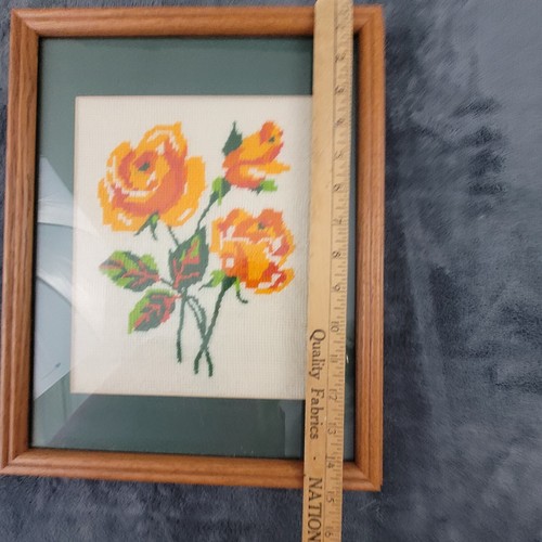 Vtg Needlepoint Yellow Rose Wall Hanging Picture Matted Framed 15 x 12 - Picture 6 of 7