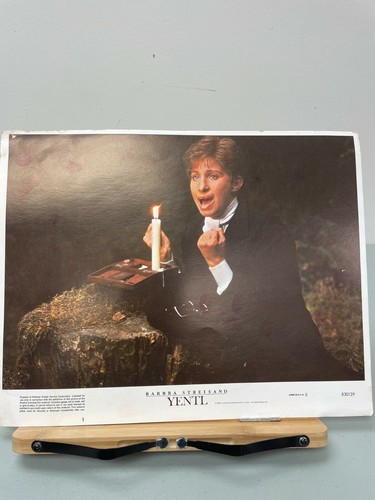 Foto póster de Barbra Streisand Yentl - 11x14 1983 #1 Ladbroke Entertainment - Imagen 1 de 4