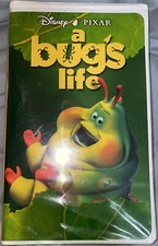 A Bugs Life (VHS, 1999) Clamshell Disney Pixar - Heimlich The Caterpillar Cover