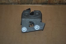 BMW E82 E90 E92 F22 F30 F32 Entriegelung Rückbank Durchladesystem Schloss links