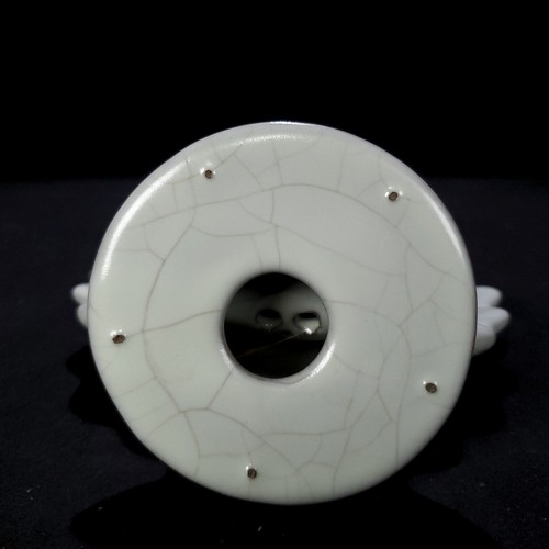 7.2" Chinese Antique Porcelain Song Ru Kiln Peacock Open Screen Sculpture - Picture 9 of 9