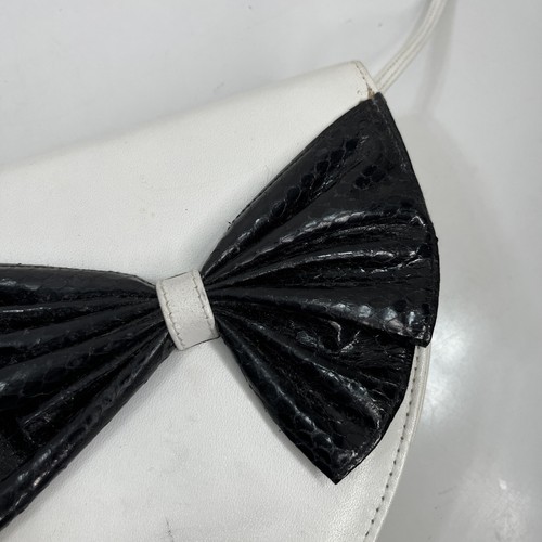 LISETTE White And Black Shoulder Bag Multiple Pockets - Picture 4 of 13