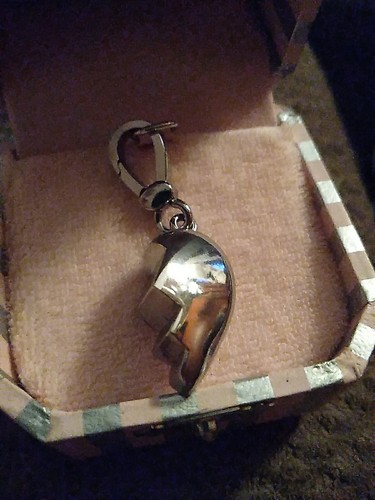 Juicy Couture Left Half ONLY Friendship Heart Charm Silvertone.NIB - Picture 4 of 9