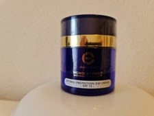ELIZABETH GRANT WONDER EFFECT Retinol Day Cream SPF 15 50ml
