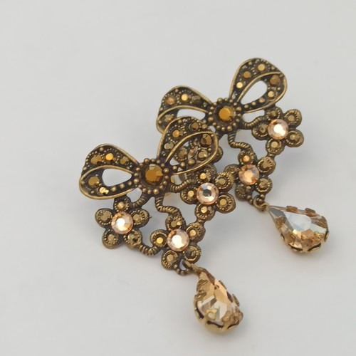 Michal Negrin Earrings Cocktail With Beige Champagne Swarovski Crystals Bow Gift - Picture 16 of 16