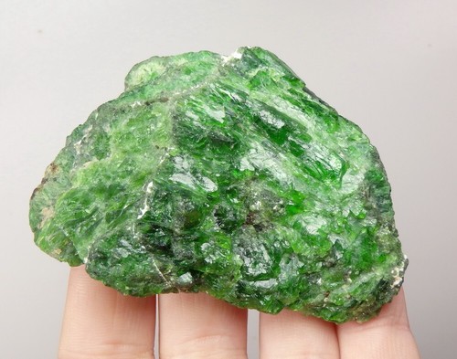CHROMIAN DIOPSIDE beautiful green colour ! - RUSSIA Yakutia Inagli /pi820 - Picture 4 of 7