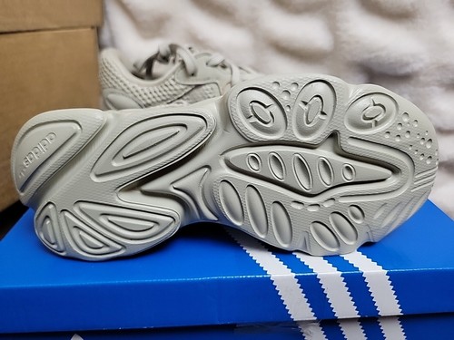 Adidas Ozweego C Kids Sneakers Size 1.5 Putgre - Picture 3 of 8