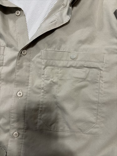 2-Roundtree & Yorke Button Up Shirts Mens Size M Salmon &tan Short Sleeve - Picture 5 of 8