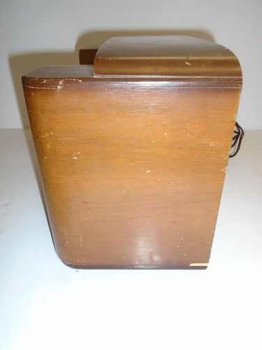 Vintage "SENTINEL" SHORTWAVE / AM RADIO - Model 294T - IT WORKS! - Picture 10 of 17