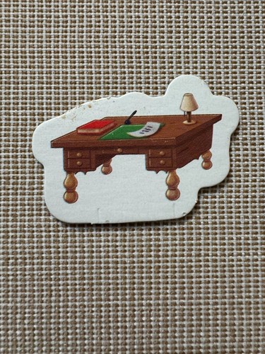 YOU CHOOSE CLUE Jr Case of the Missing Cake Game Replacement Pawn Token Marker - Picture 10 of 26
