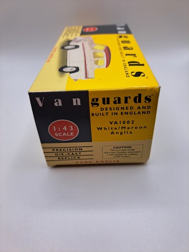 Vanguards VA1002 White Maroon Ford Anglia - Bild 2 von 12