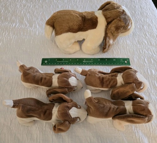 5 gorros de peluche Ty Tracker Hound Dog: etiquetas de 12" para mamá compañero y 4 cachorros bebés 1998 - Imagen 3 de 11