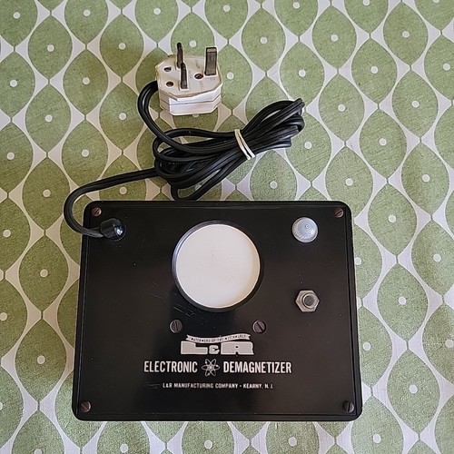 Herramienta relojera desmagnetizador electrónico vintage L&R rara