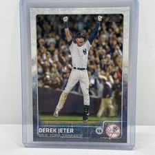 What Is Going on with the 2015 Topps Derek Jeter Card? 7