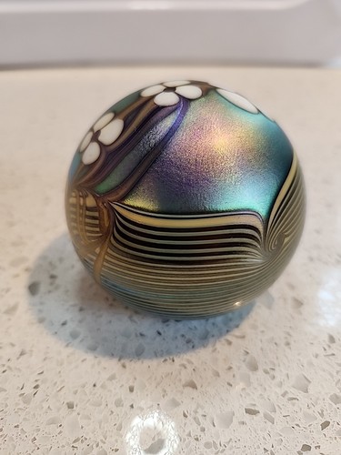 Pisapapeles Bridgeton Studio vintage 1977 arte vidrio flores iridiscentes - Imagen 8 de 11