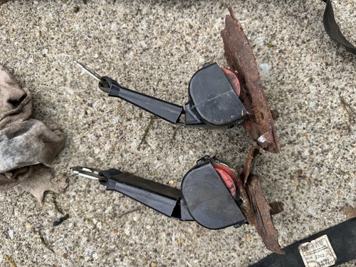 1972 PONTIAC VENTURA Chevy NOVA BLACK BUCKET SEAT SEAT BELTS X BODY Coupe Dated - Picture 13 of 17