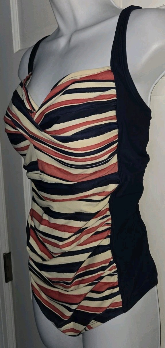 Picture 2 of 8