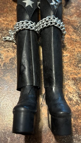 MEGO 12" PAUL STANLEY KISS DOLL by AUCOIN 1978 ACTION FIGURE, SKINNY 1st version - Picture 4 of 6