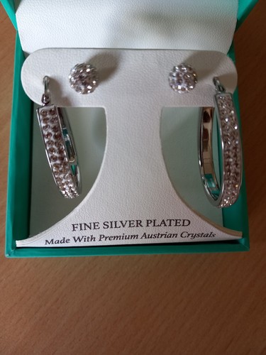 SOFIA JAMES AUSTRIAN CRYSTAL EARRING SET - Picture 2 of 3