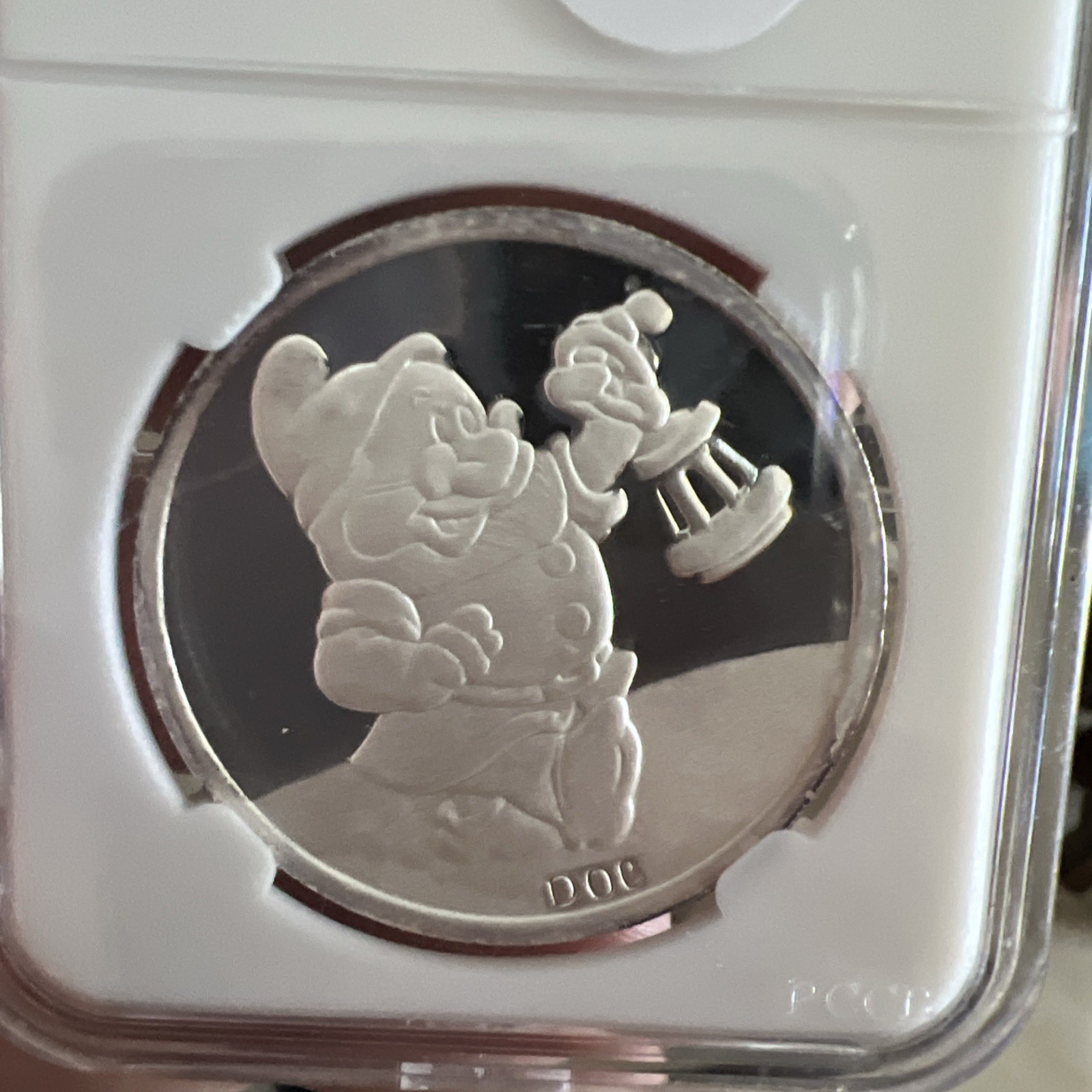 Picture 3 of 4