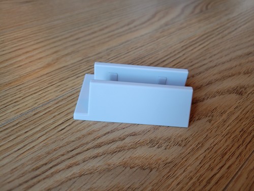 Hori PlayStation Vita Tv Stand White PSV-117 - Picture 2 of 8