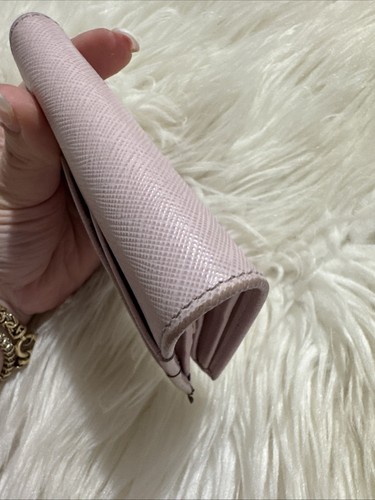 Prada Pale Pink Small Woman’s Wallet Bifold Saffiano - Picture 7 of 24