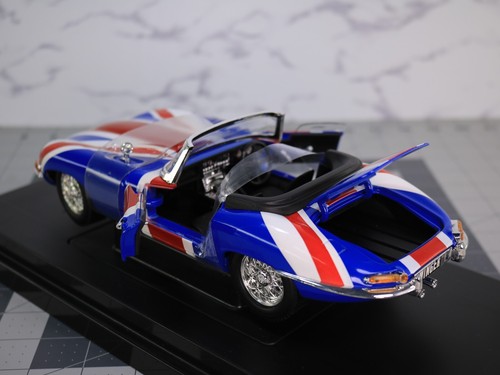 RARE 1:18 ERTL Austin Powers "Shaguar" Jaguar E-Type Union Jack Diecast Car SWIN - Bild 5 von 23