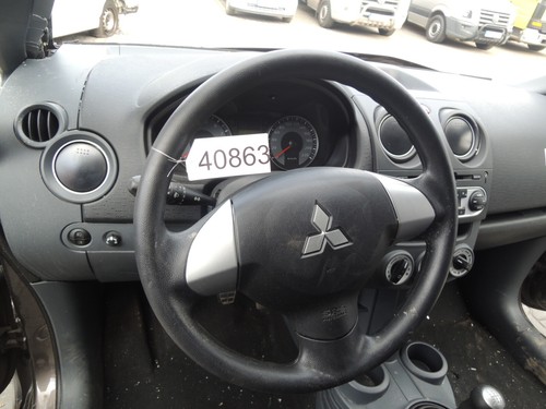 Armaturenbrett Lenkrad 2x Kitmodul 2x Gurte Mitsubishi Colt (Z30) BJ.2013 - Bild 2 von 5