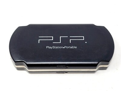 PSP＆ケース Portable PSP Hard Plastic Black Travel Carrying Case with 8