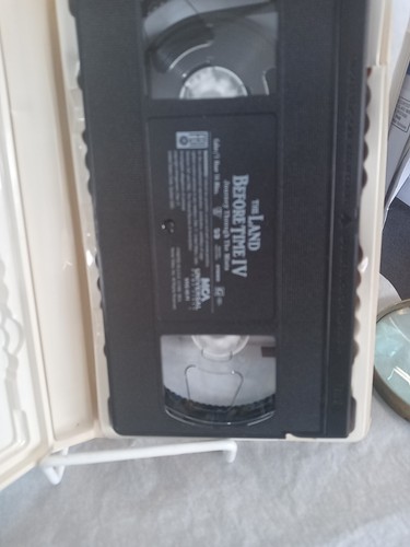 The Land Before Time IV: Journey Through the Mists (VHS) Clamshell - Picture 2 of 5