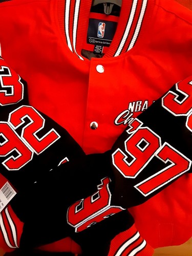 Chicago Bulls Men's G-III 6X Championship JacketSm,M,XL,4X or 5X - Picture 4 of 7