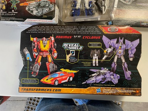 Transformers BUNDLE: Rodimus vs Cyclonus 2 pack / Galvatron / Ultra Magnus - Picture 11 of 13