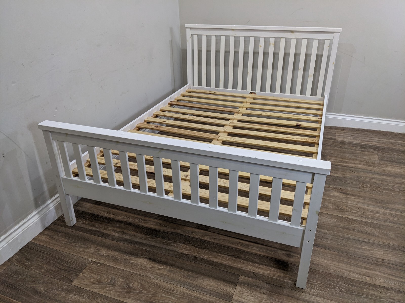 DOUBLE SIZE BED FRAME White Laminate Headboard Footboard Slatted